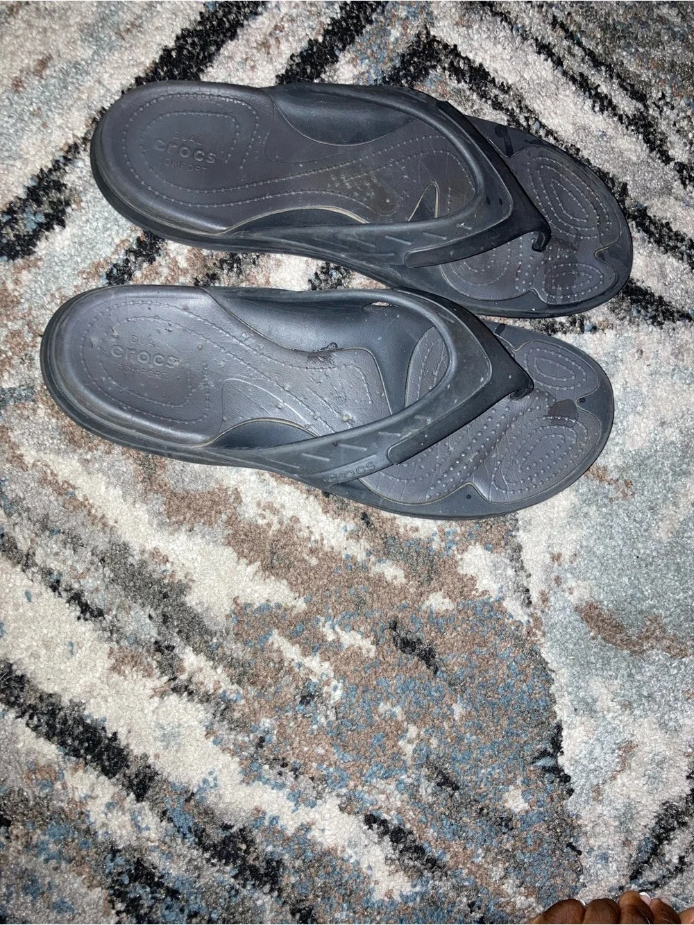 CROCS Black Dual Comfort Flip Sandal